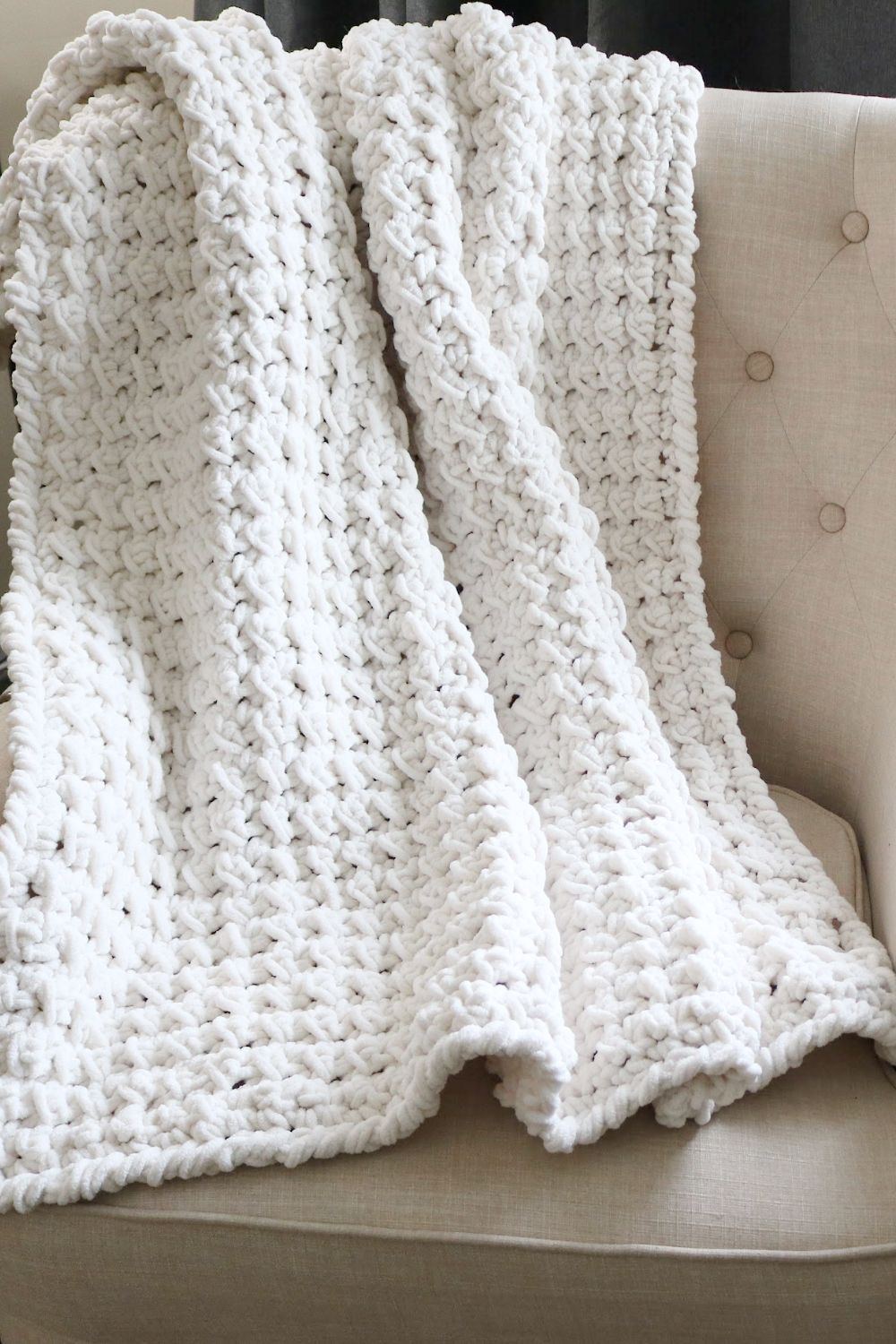 Bernat Blanket Crochet Throw Pattern So Easy Even A Beginner Can Do It Pretty Darn Adorable