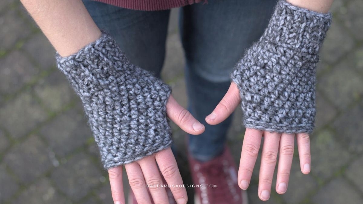 Crochet Basic Fingerless Gloves FREE Pattern RaffamusaDesigns