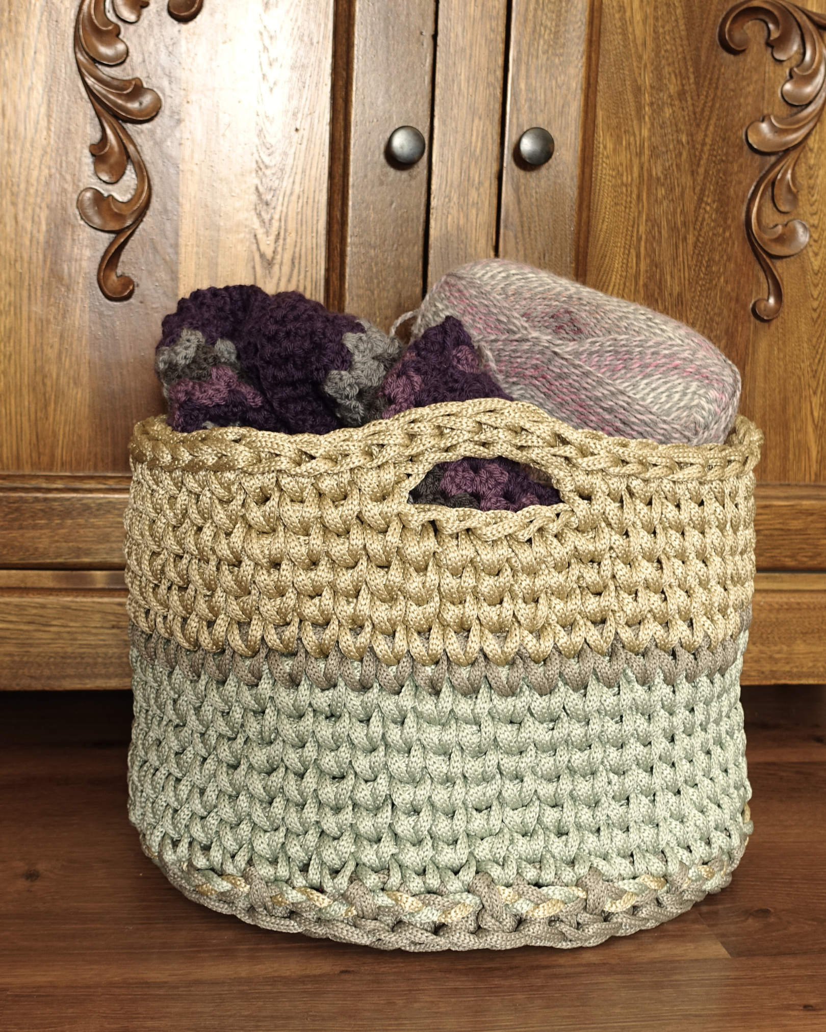 DIY Giant Storage Basket Crochet