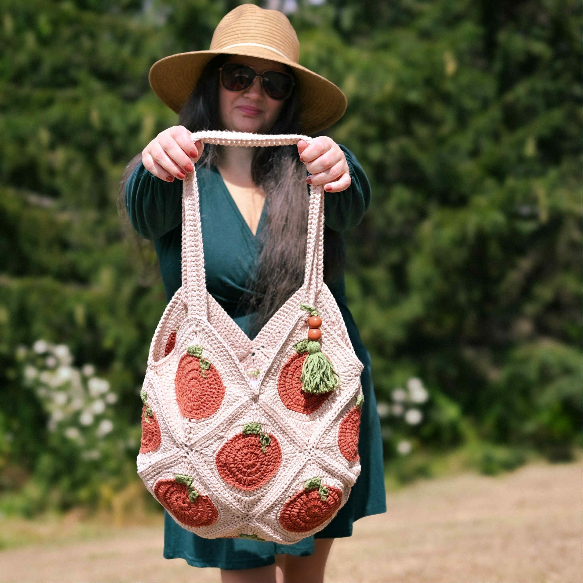 Easy 13 Granny Square Tote Bag Free Crochet Pattern Blackstone Designs Crochet Patterns
