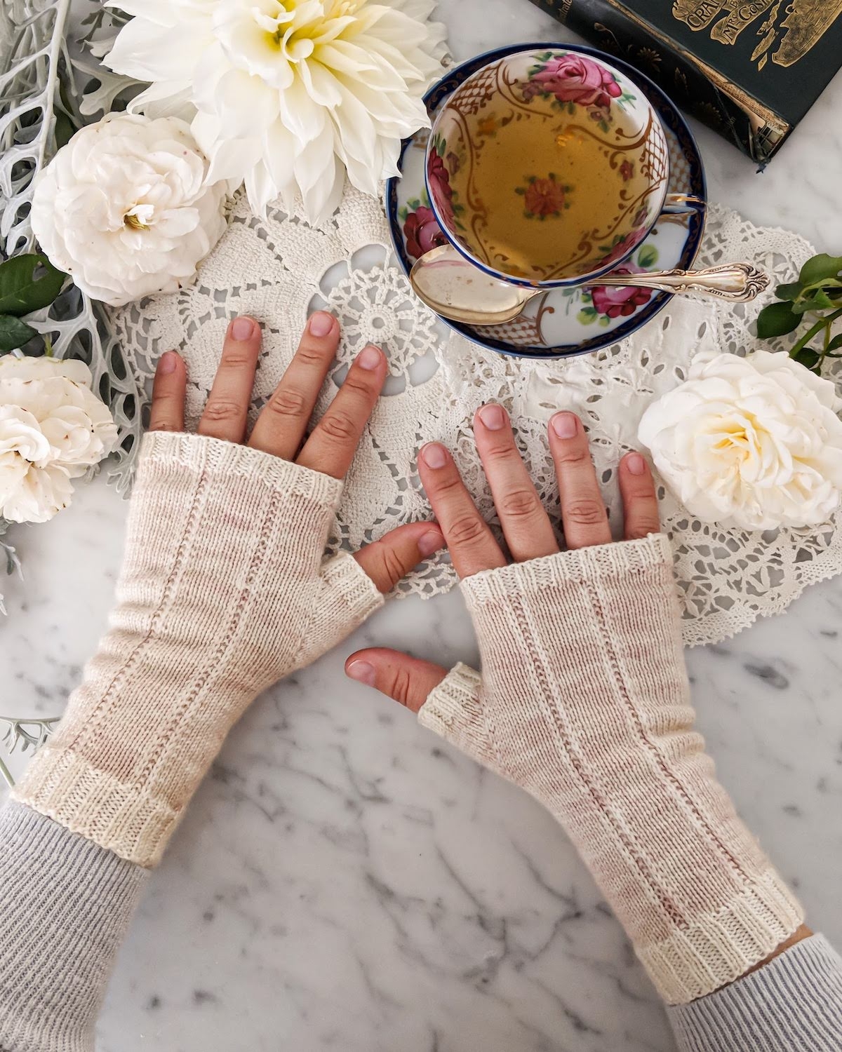 fingerless gloves knitting pattern