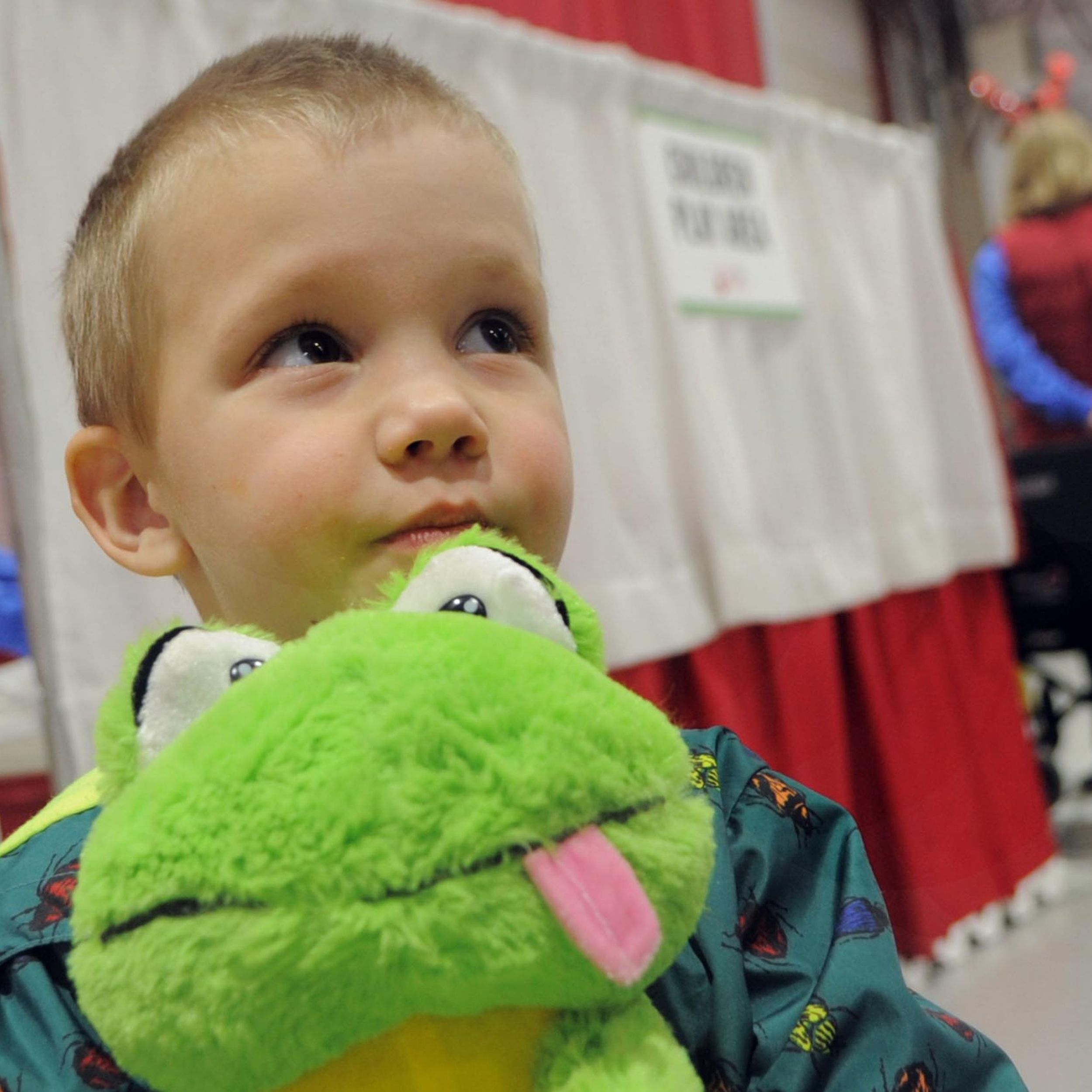 Travis Pattern And Foundry Helps Push Weekend Christmas Bureau Donations To Nearly 100 000 Travis Pattern And Foundry Helps Push Weekend Christmas Bureau Donations To Nearly 100 000