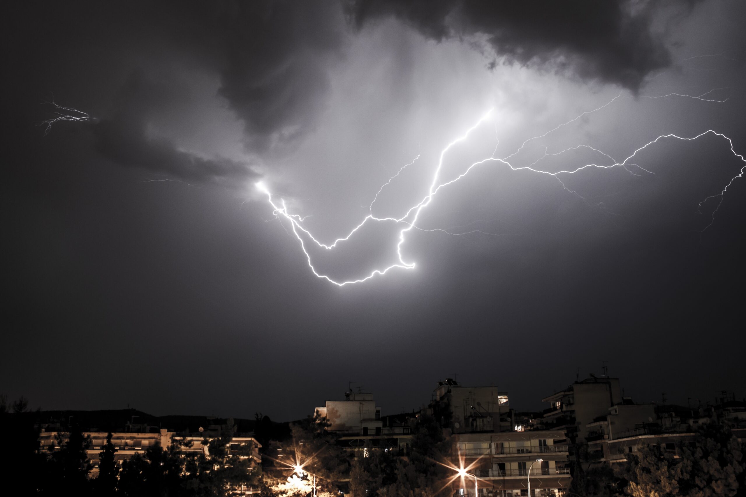 what are lightning patterns called