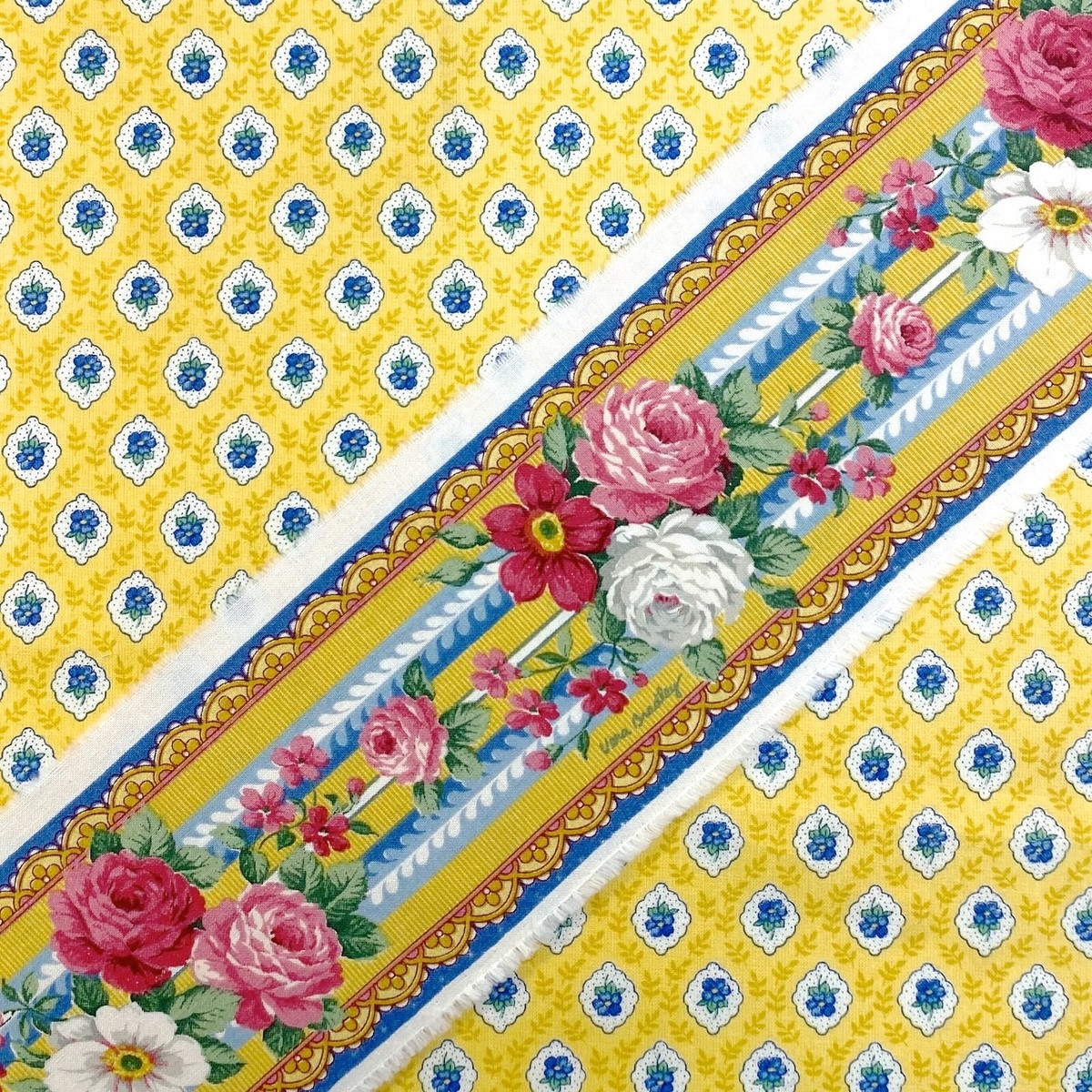 VERA BRADLEY Retired Elizabeth Yellow Blue Roses 2 Widths Signature Border EBay