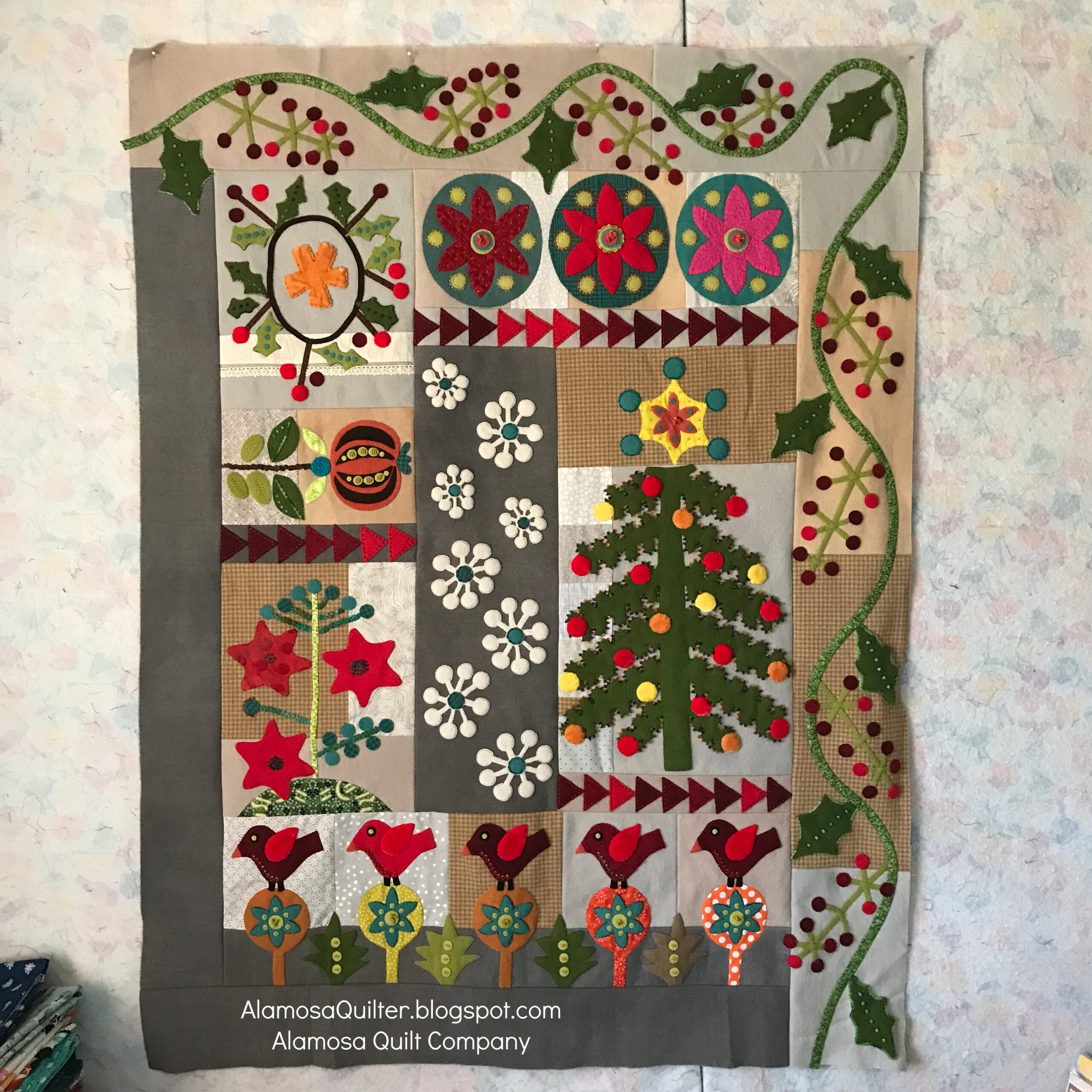 crimson christmas quilt pattern