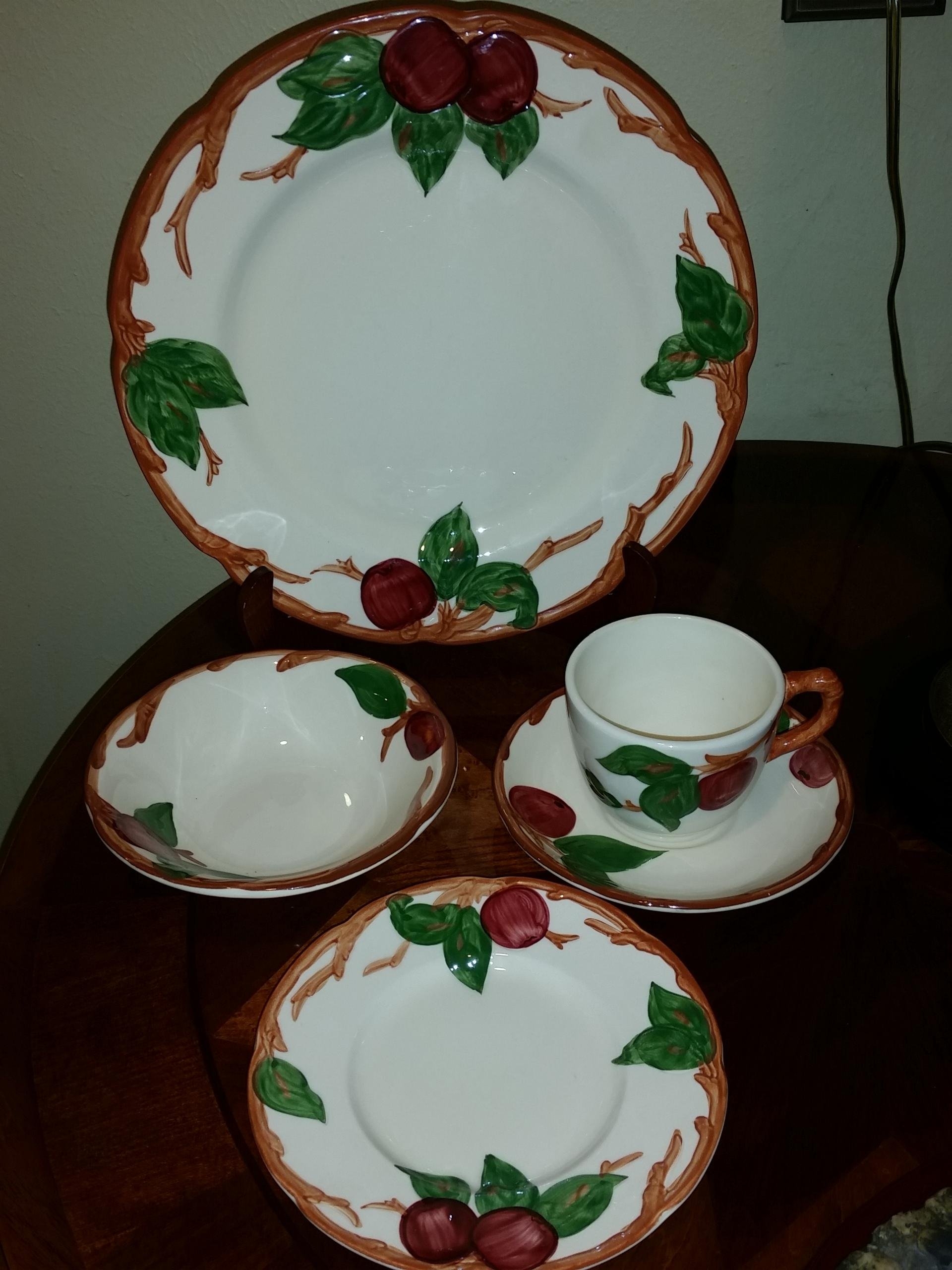 Amazon Franciscan Apple 5 Piece Place Setting Soup Cereal Bowls Dinnerware Sets