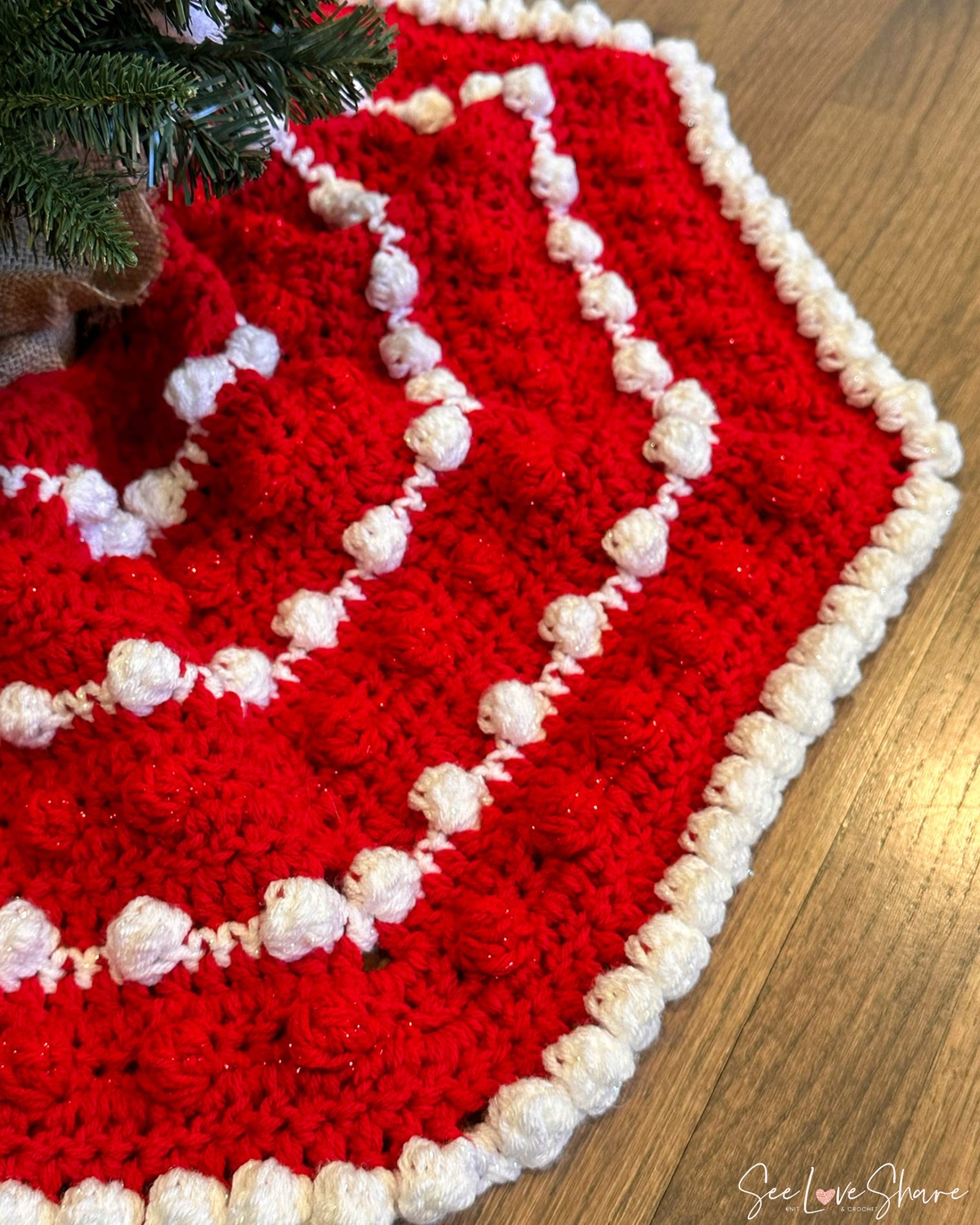 Bobble Stitch Christmas Tree Skirt Free Crochet Pattern Bobble Stitch Christmas Tree Skirt Free Crochet Pattern