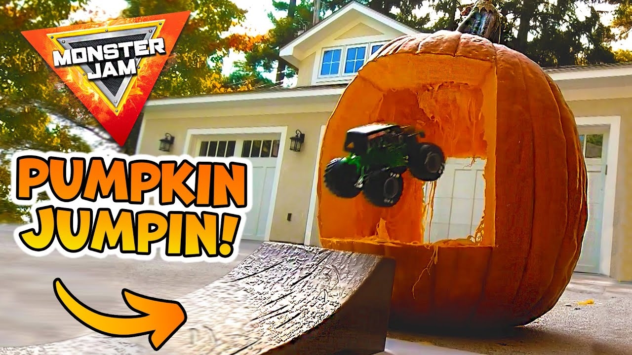 Grave Digger Jack o Lantern Jump Monster Jam Toy Truck Stunt For Halloween YouTube Grave Digger Jack o Lantern Jump Monster Jam Toy Truck Stunt For Halloween YouTube
